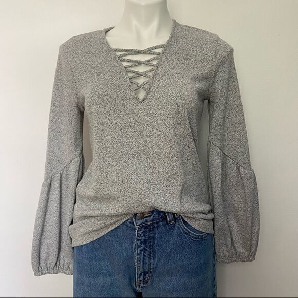 Shilla the Label Poof Balloon Sleeve Sweater - Picture 7 of 7